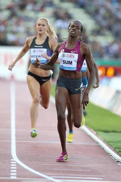 Сум победила на 800-метровке, Поистогова-вторая