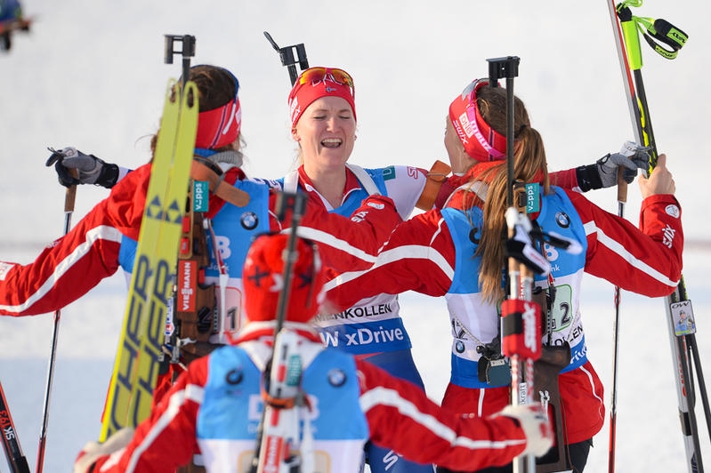 Норвежки-чемпионки мира-2016 в эстафете, россиянки-во