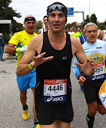 Иван Бассо пробежал марафон в