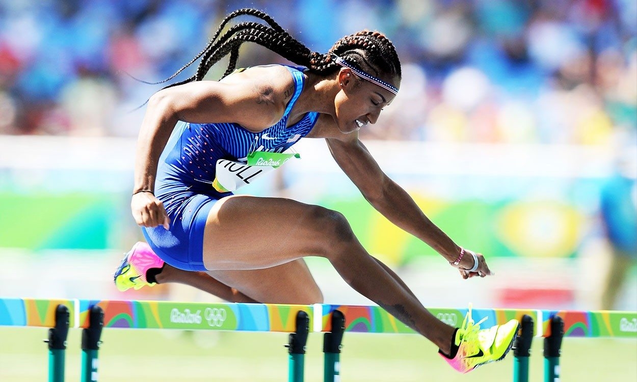 Олимпийская чемпионка Рио в барьерном
