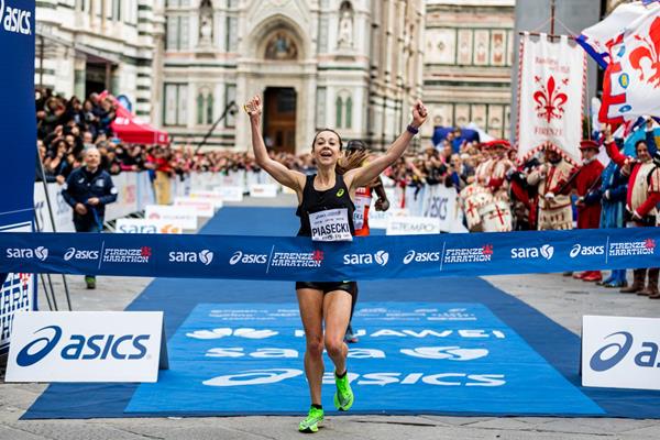 Пиасечки выиграла марафон во Флоренции