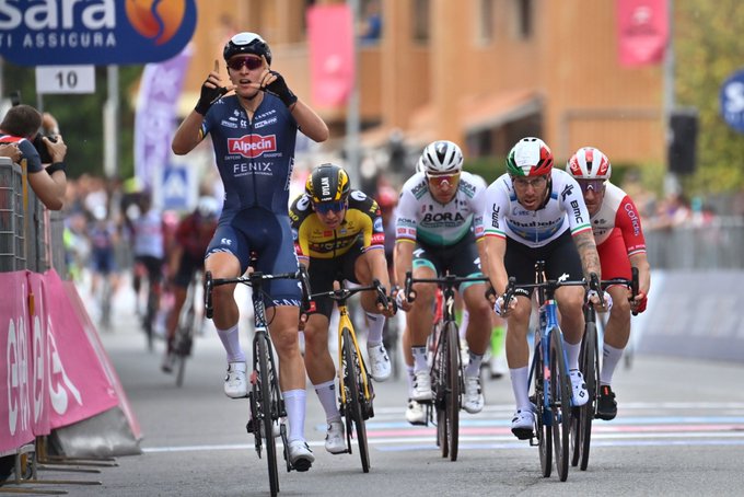 Мерлир выиграл второй этап Джиро-2021